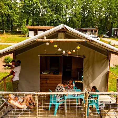 Toile Avec Terrasse Pour 4 A - Api-1-52-1505 Martiel