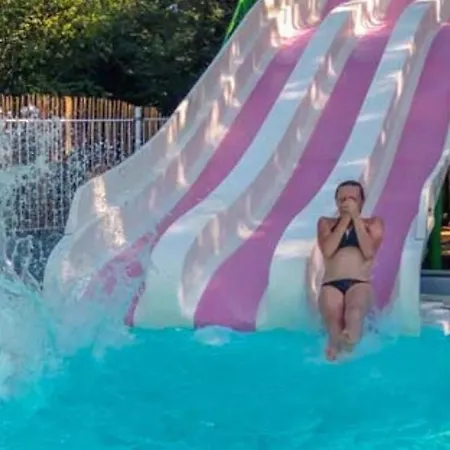 Toile Avec Terrasse Pour 4 A - Api-1-52-1505 *