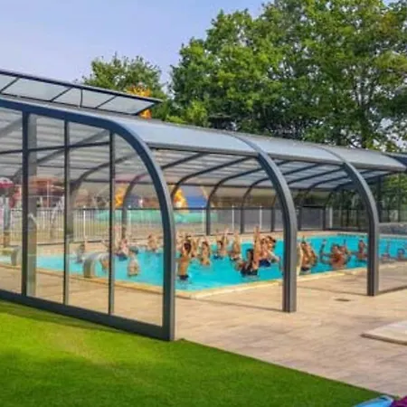 Toile Avec Terrasse Pour 4 A - Api-1-52-1505 * Martiel