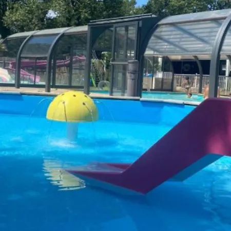 Toile Avec Terrasse Pour 4 A - Api-1-52-1505 * Martiel