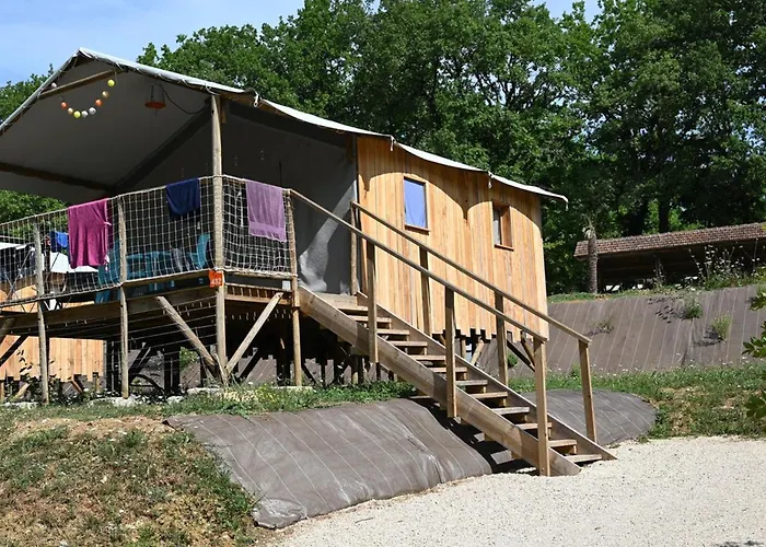 Toile Avec Terrasse Pour 4 A - Api-1-52-1505